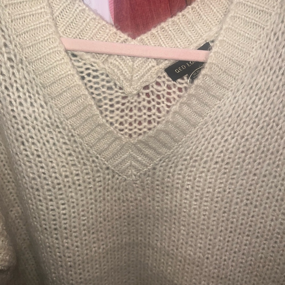 QED London Cream V-Neck Sweater - Picture 2 of 5